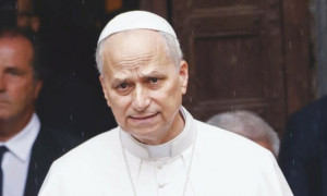 Scontro tra Casa Bianca e Vaticano: Trump attacca Papa Leone XIV