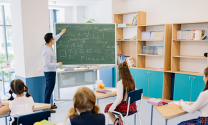 Scuola, verso il 2026/2027: ecco il calendario dei rientri e la nuova festivit&agrave; di San Francesco