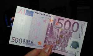 Addio alla banconota da 500 euro: la Bce interrompe la produzione