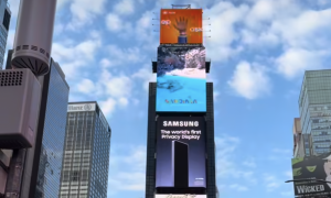 La Sardegna conquista New York: maxischermi a Times Square e conto alla rovescia per il volo Olbia-J