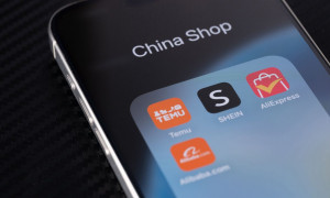 E-commerce, stretta dell'UE sugli acquisti extra-Europa: arriva il micro-dazio fisso di 3 euro