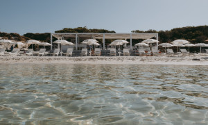 Stangata sotto l'ombrellone: l'estate 2026 costa il 6% in pi&ugrave;. Alghero maglia nera dei rincari