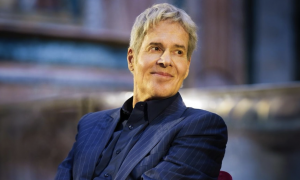 Baglioni ringrazia i fan dopo il rinvio del tour: &laquo;Mi avete dato il fiato per continuare a cantare&raquo;