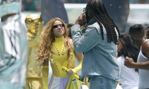Cortocircuito ai Mondiali 2026: la Rai si scusa per il "taglio" a Shakira prima del TG1