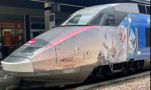 Da Milano a Disneyland Paris sul treno di Frozen: il viaggio diventa una favola