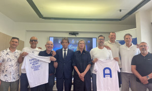 L&rsquo;Olimpia Sant&rsquo;Antioco 1993/1994 torna a vivere: emozione e memoria nella Reunion