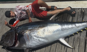 Impresa da record nel Golfo di Arbatax: Federico Doneddu cattura un tonno rosso gigante da 168 chili