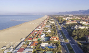 Furto in villa a Forte dei Marmi: bottino da circa 500 mila euro