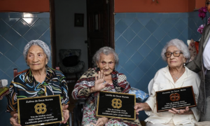 Tre sorelle brasiliane entrano nella storia: sono il trio di fratelli viventi pi&ugrave; anziano del mondo