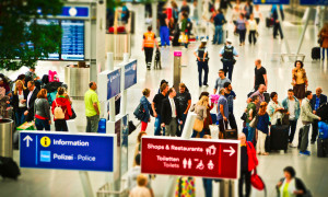 Vacanze pi&ugrave; care, la Sardegna guida la classifica: trasporti e soggiorni pesano sulle famiglie