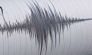 Violento terremoto in Giappone: esplosione in un centro commerciale, migliaia di evacuati