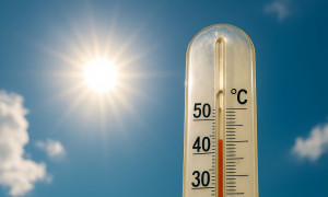 Caldo estremo, Cagliari resta in allerta rossa: fino a 44 gradi, chiusure e misure straordinarie