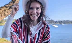 Amanda Knox difende il suo spettacolo teatrale: &laquo;&Egrave; un omaggio a Meredith Kercher&raquo;