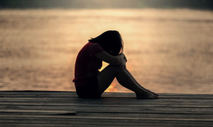 Estate e tristezza: quando il caldo pu&ograve; favorire la &ldquo;Summertime Sadness&rdquo;