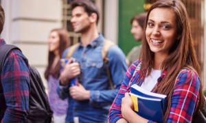 Fuga dei cervelli, gli stipendi pi&ugrave; alti del 60% alla base del mancato ritorno