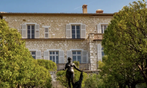Colpo al Museo Renoir in Costa Azzurra, rubati quattro dipinti: bottino da 9 milioni di euro