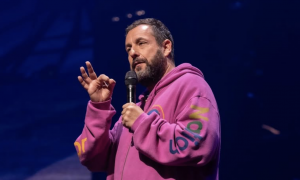 Cala Moresca diventa set per il nuovo film con Adam Sandler: scoppiano le polemiche
